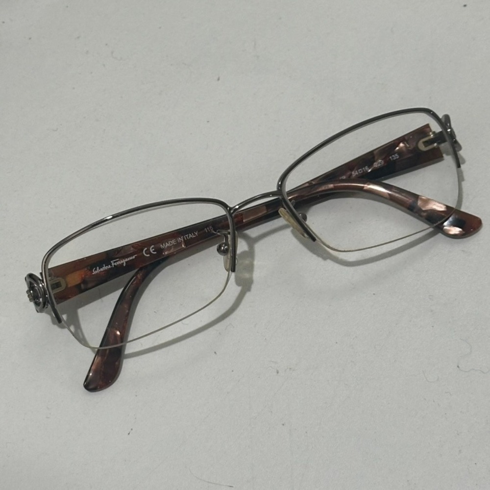 Salvatore Ferragamo Eyeglasses Tortoiseshell Frames Gancini Detail -‎ SF2104R